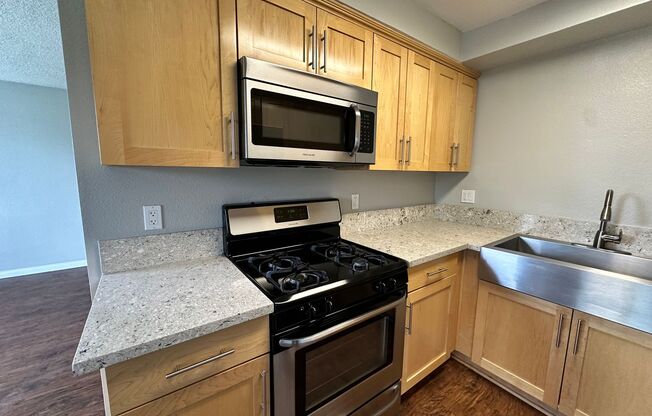 1 bed, 1 bath, 604 sqft, $2,130, Unit 0062