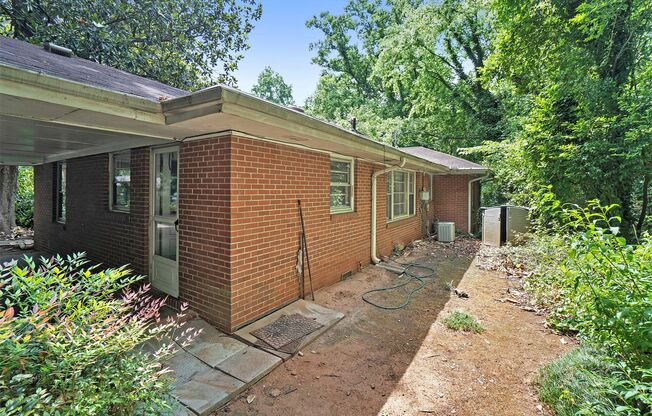 3 bdrm, 2 bath home near Emory