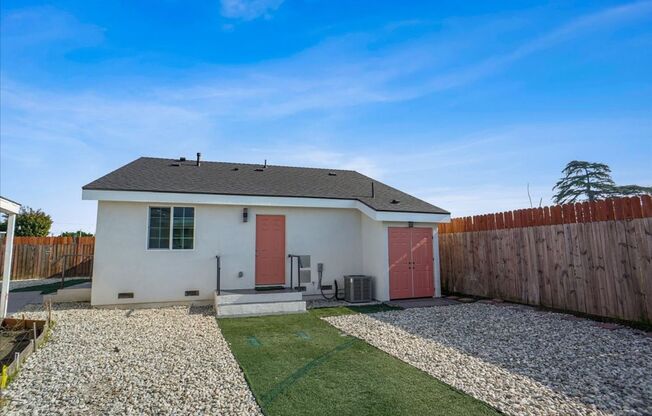 Newly Built 2-Bedroom Home in Private Cul-de-Sac – Available Now