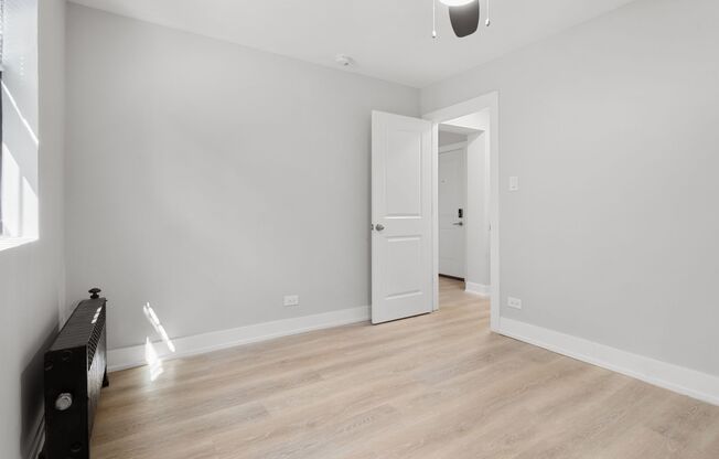 2 beds, 1 bath, 430 sqft, $1,950, Unit 1G