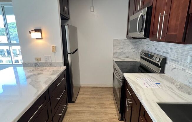 A/C. Two Parking Stalls. Swimming Pool. Pet Friendly. (RRLLC)