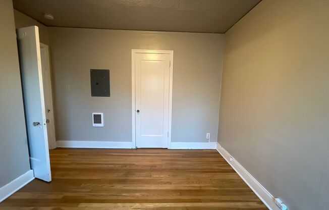 1 bed, 1 bath, $1,595, Unit 16