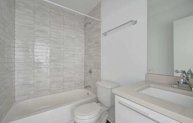 1 bed, 1 bath, $1,795, Unit 707