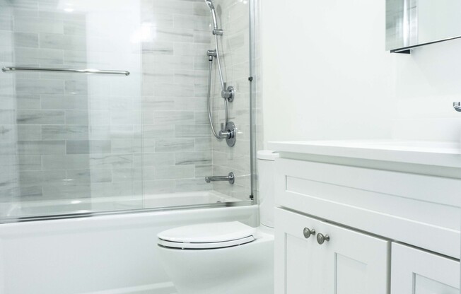 3 beds, 2.5 baths, 1,500 sqft, $5,650, Unit 1