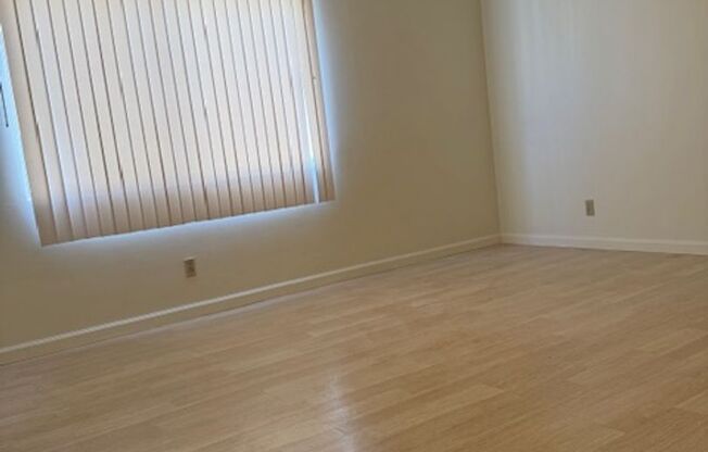 Stylish Condo at 6333 Bright Ave - 1E, Whittier, CA 90604