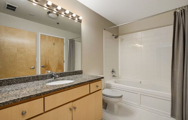 1 bed, 1 bath, $2,300