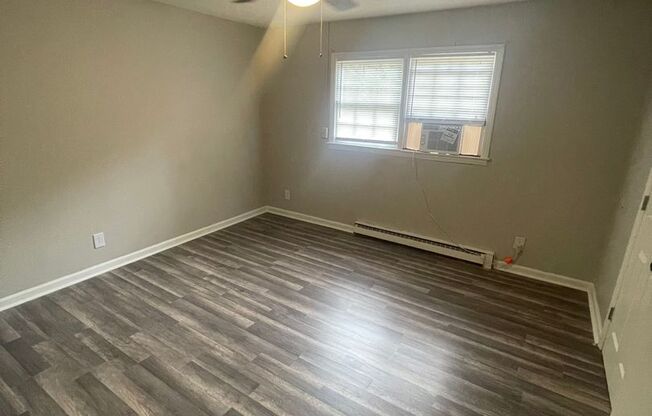 2 beds, 1.5 baths, 954 sqft, $1,300, Unit 2917-1