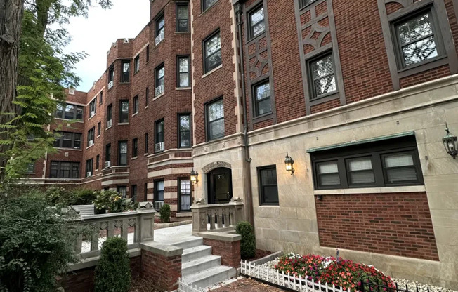 Studio, 1 bath, $1,625, Unit B8