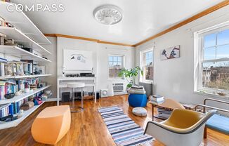 434 CLASSON AVE