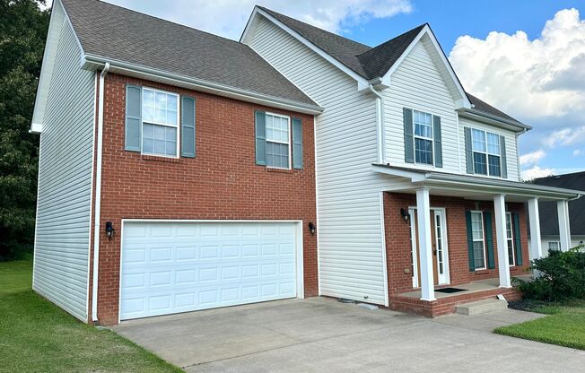 853 Boxwood Court Clarksville, TN 37043 *Move-In Special: First month free with a 13-month lease*