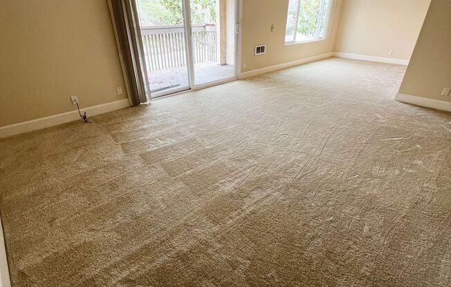 2 Bed/2 Bath Condo at Villa La Jolla!