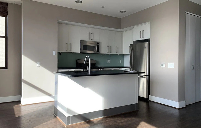 4 Beacon Way