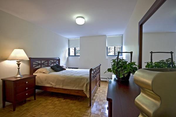 2 beds, 1 bath, 874 sqft, $2,850, Unit 404
