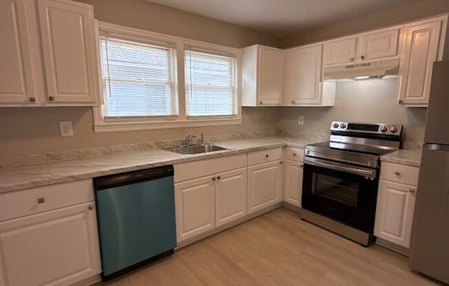 2 bed 2 bath in Atlanta!