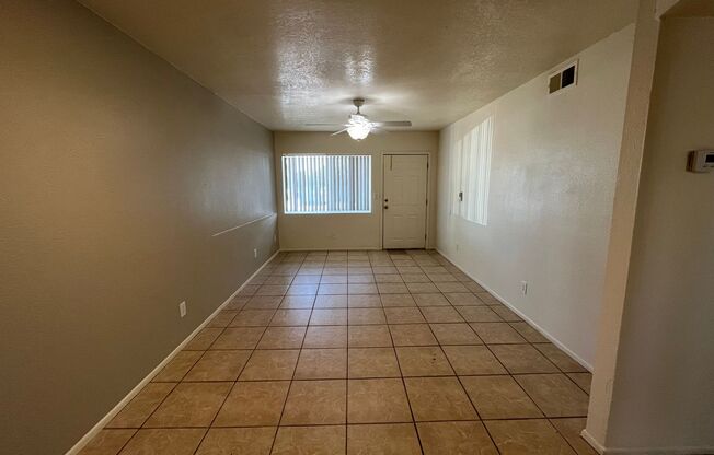 2 beds, 1 bath, 950 sqft, $1,299, Unit 106