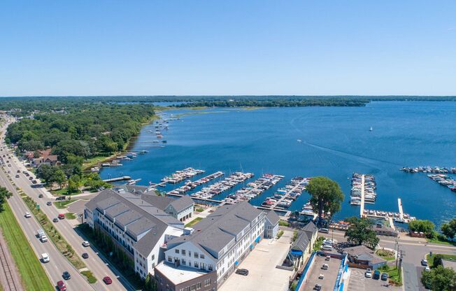 1 bed, 2 baths, 1,152 sqft, $2,695, Unit 211