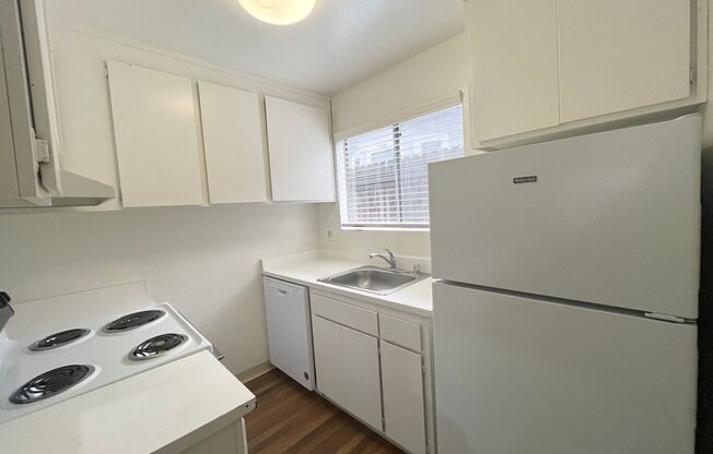 1 bed, 1 bath, $1,495, Unit 05