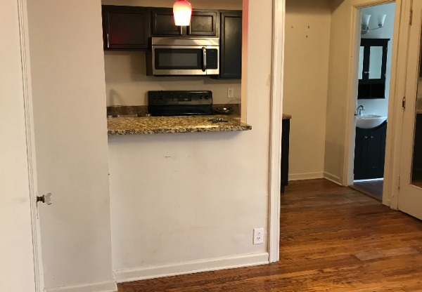 1 W 28 ST