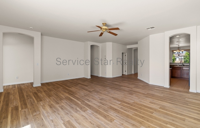 7315 S 73 DR