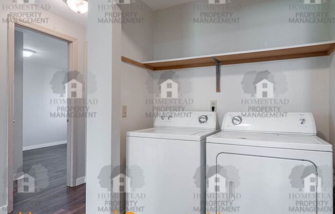 2 beds, 1 bath, 982 sqft, $1,299, Unit VISTA RIDGE