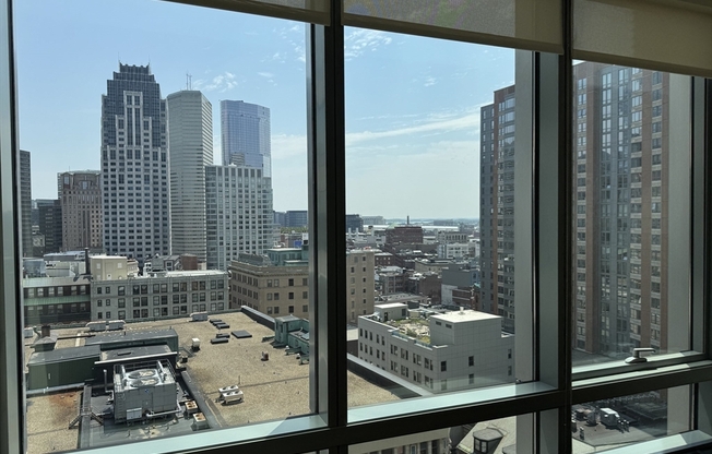 1 bed, 1.5 baths, 803 sqft, $4,750, Unit 19A