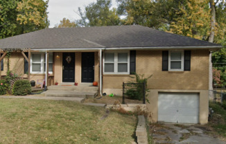 *COMING SOON* Charming 2 Bed 1 Bath Duplex In Pleasant Valley