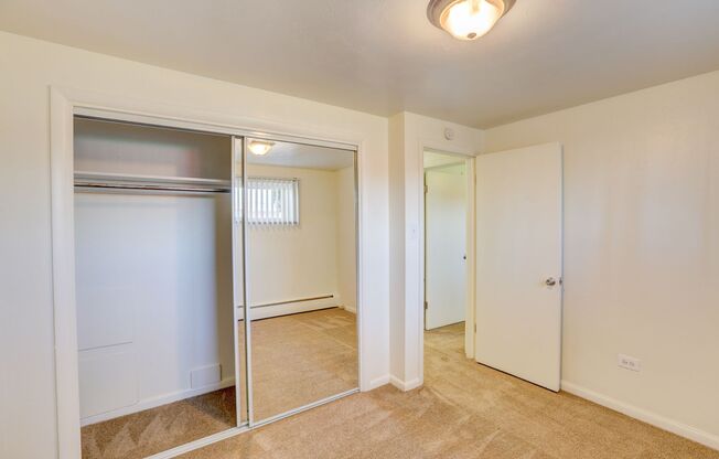 2 beds, 1 bath, 696 sqft, $1,425, Unit 101