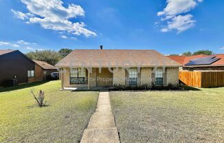 Charming 3/2/2 Home in Cedar Hill Ready for Move-In!