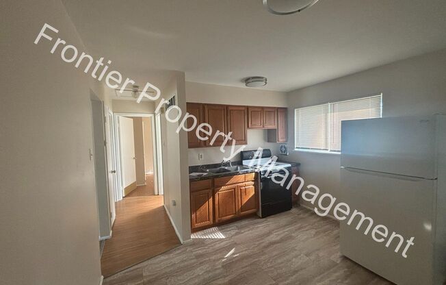 2 beds, 1 bath, $1,200