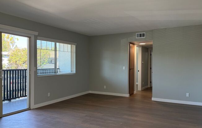2 beds, 2 baths, 980 sqft, $3,165, Unit 819-16