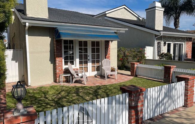 Lovely 2 story home in downtown Huntington Beach!