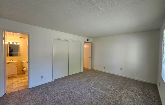 1 bed, 1.5 baths, 744 sqft, $1,170, Unit X-01