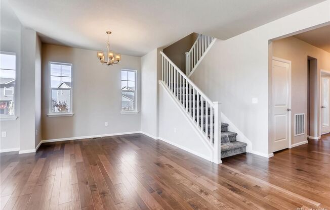 4 beds, 3.5 baths, $3,595