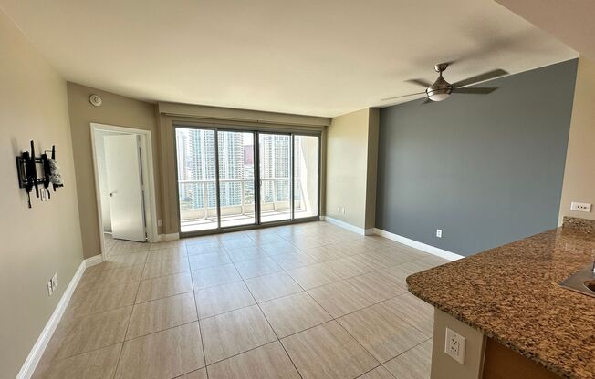 1 bed, 1.5 baths, $2,350, Unit #2505
