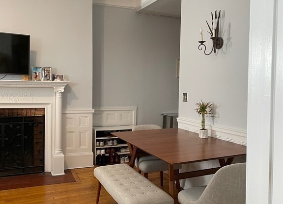 1 bed, 1.5 baths, 701 sqft, $3,600, Unit 3F