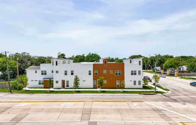 Benbrook 2505 - Unit 504