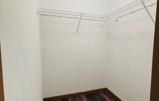 1 bed, 1 bath, 642 sqft, $1,025, Unit 5819-10 PVC