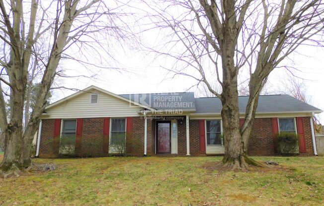 Great 3 Bedroom Single Story Home in NW Greensboro w/ Fenced Yard