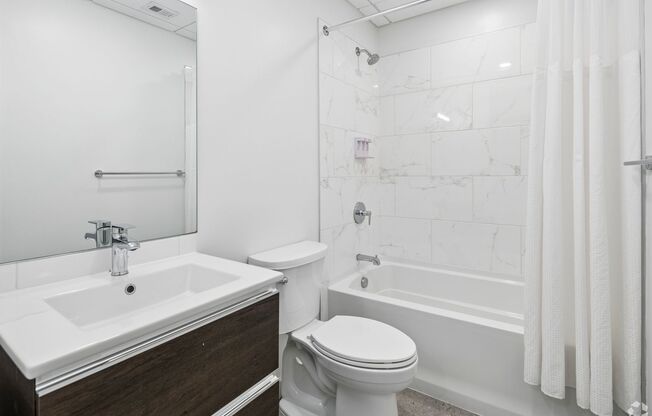 1 bed, 1 bath, 569 sqft, $1,799, Unit 205