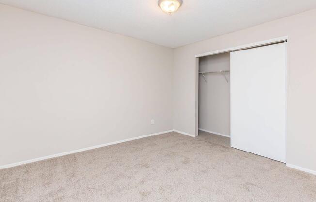 2 beds, 2 baths, 950 sqft, $1,299