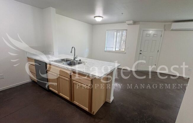 2 beds, 1 bath, $1,530, Unit A 104