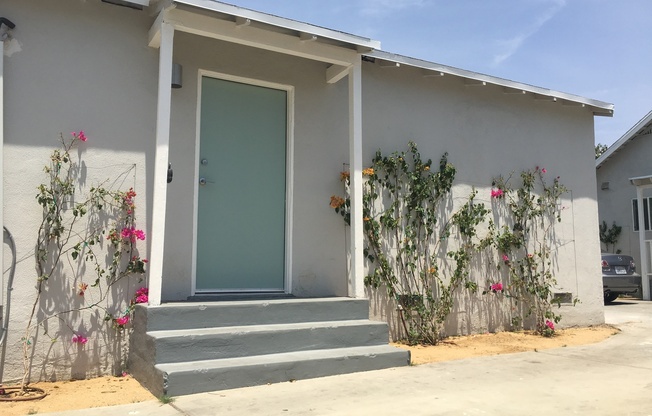 Modern Comfort and Prime Location at 131 S Avenue 55, Los Angeles