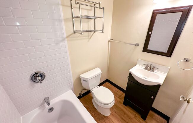 Studio, 1 bath, 250 sqft, $1,295, Unit 03