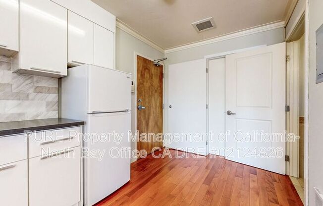 3051 SAN BRUNO AVE