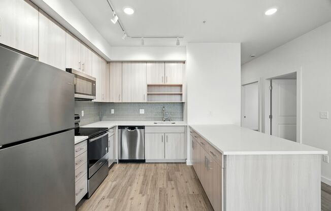 2 beds, 1 bath, 871 sqft, $1,750, Unit 404