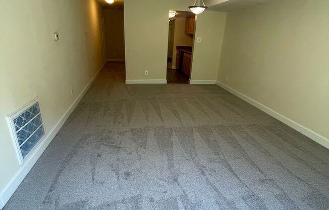 1 bed, 1 bath, 745 sqft, $1,780, Unit 14208 #A3