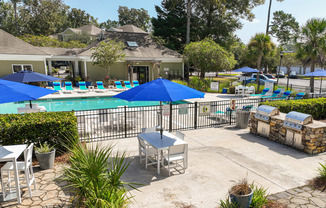 the swimming pool at the resort at longboat key club