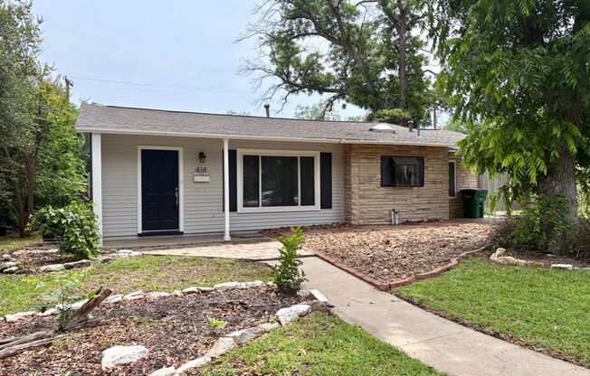 Beautifully Updated Home in Amazing Alamo Heights Area!