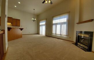 3 beds, 3 baths, 1,789 sqft, $1,925, Unit 1901 Sheyenne B