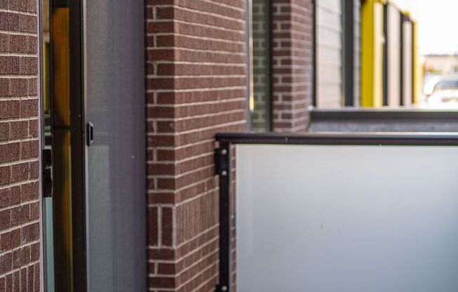 2 beds, 1 bath, 660 sqft, $2,200, Unit 208